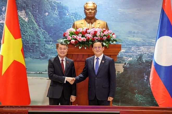Ủy viên Bộ Chính trị, Thủ tướng Chính phủ Lê Minh Hưng hội kiến Chủ tịch Quốc hội Lào Sonexay Siphandone. Ảnh: chinhphu.vn