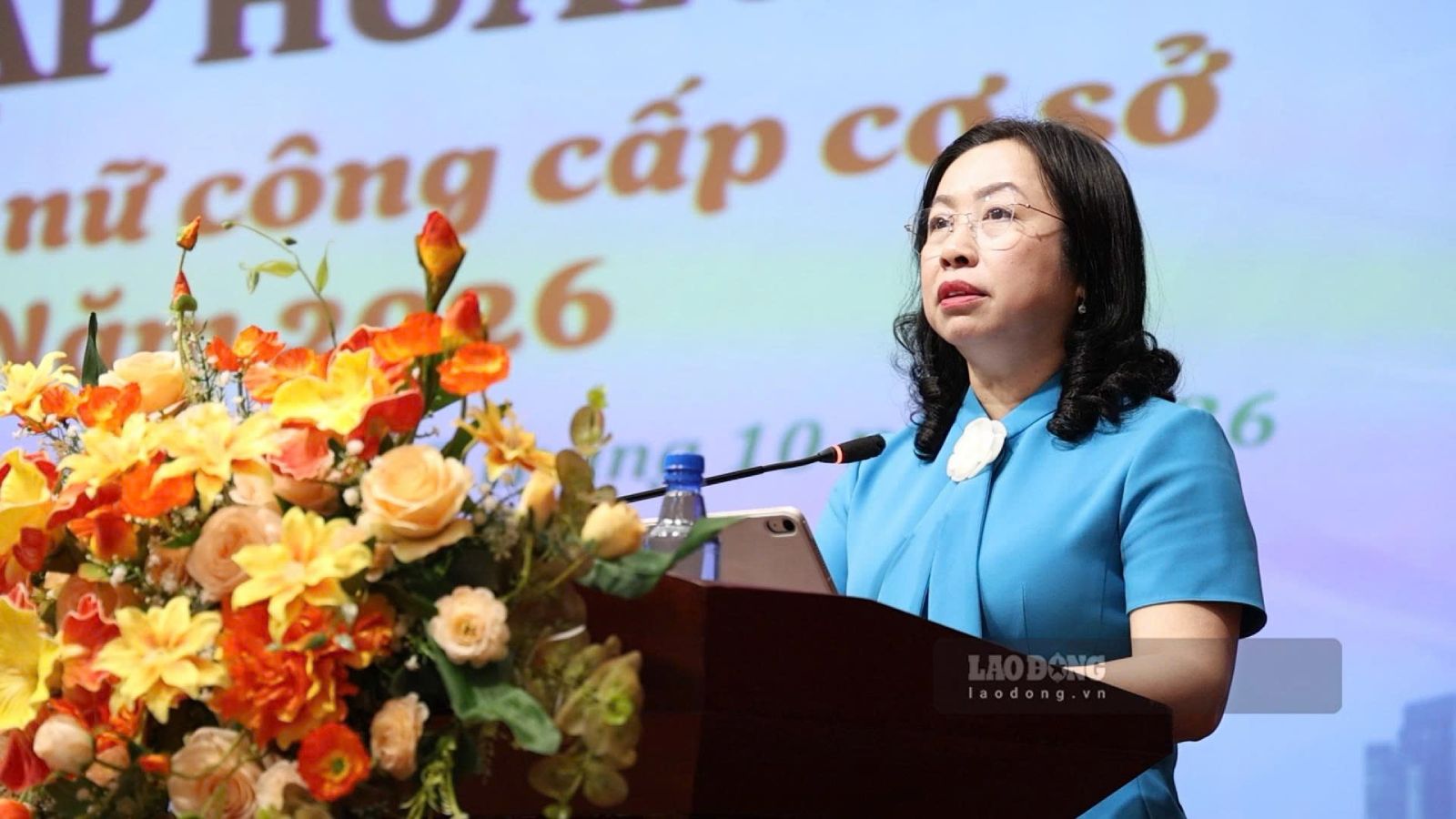 Bà Thái Thu Xương – Phó Chủ tịch Tổng Liên đoàn Lao động Việt Nam phát biểu tại lớp tập huấn. Ảnh: Văn Dương
