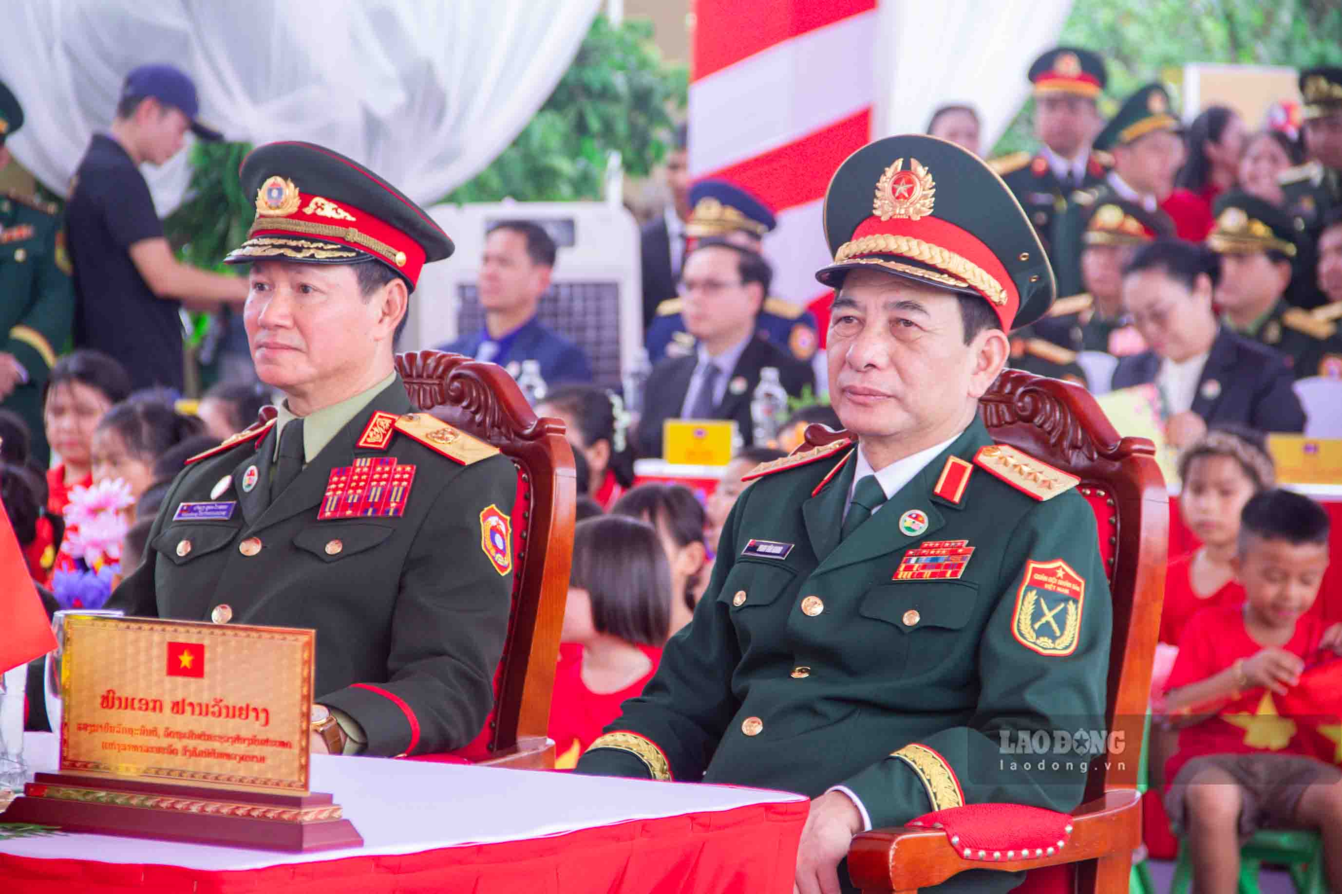 Giao lưu biên giới góp phần tăng cường hợp tác quốc phòng Việt Nam - Lào