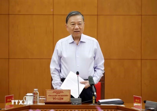 General Secretary and President To Lam delivers a directive speech at a working session with agencies on restructuring Vietnam National Coal - Mineral Industries Holding Corporation Limited (TKV). Photo: Thong Nhat/VNA