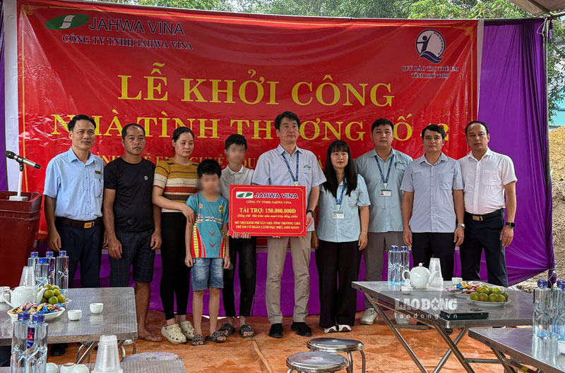 Xây Nhà tình thương cho trẻ em khó khăn, lan tỏa trách nhiệm xã hội của doanh nghiệp. Ảnh: Bành Ninh