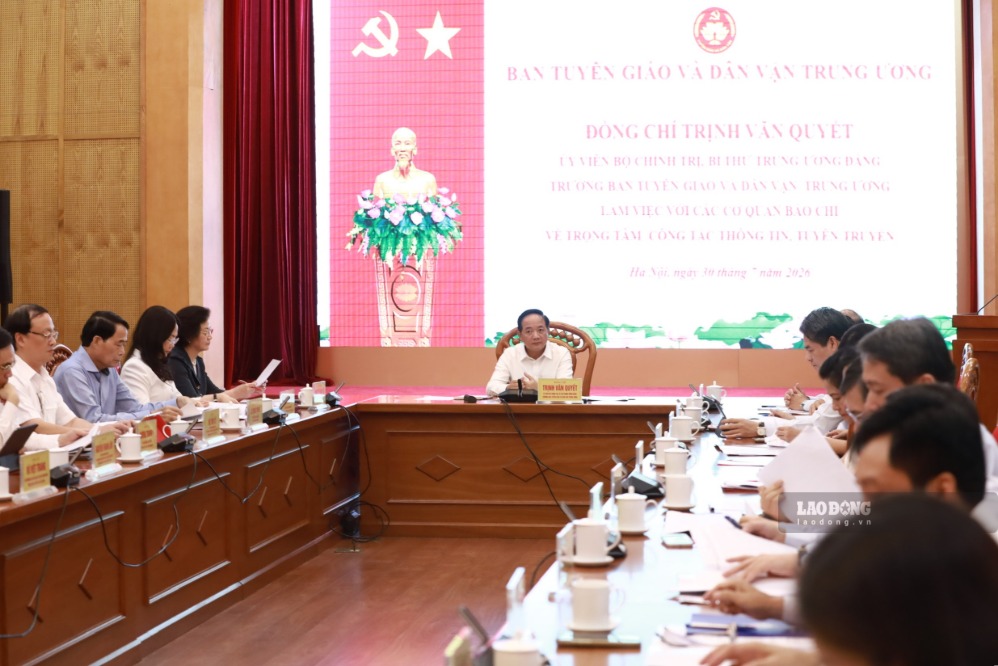 Quang cảnh buổi làm việc của Ủy viên Bộ Chính trị, Bí thư Trung ương Đảng, Trưởng Ban Tuyên giáo và Dân vận Trung ương Trịnh Văn Quyết với các cơ quan báo chí để thảo luận đổi mới công tác thông tin, tuyên truyền. Ảnh: Duy Tuấn
