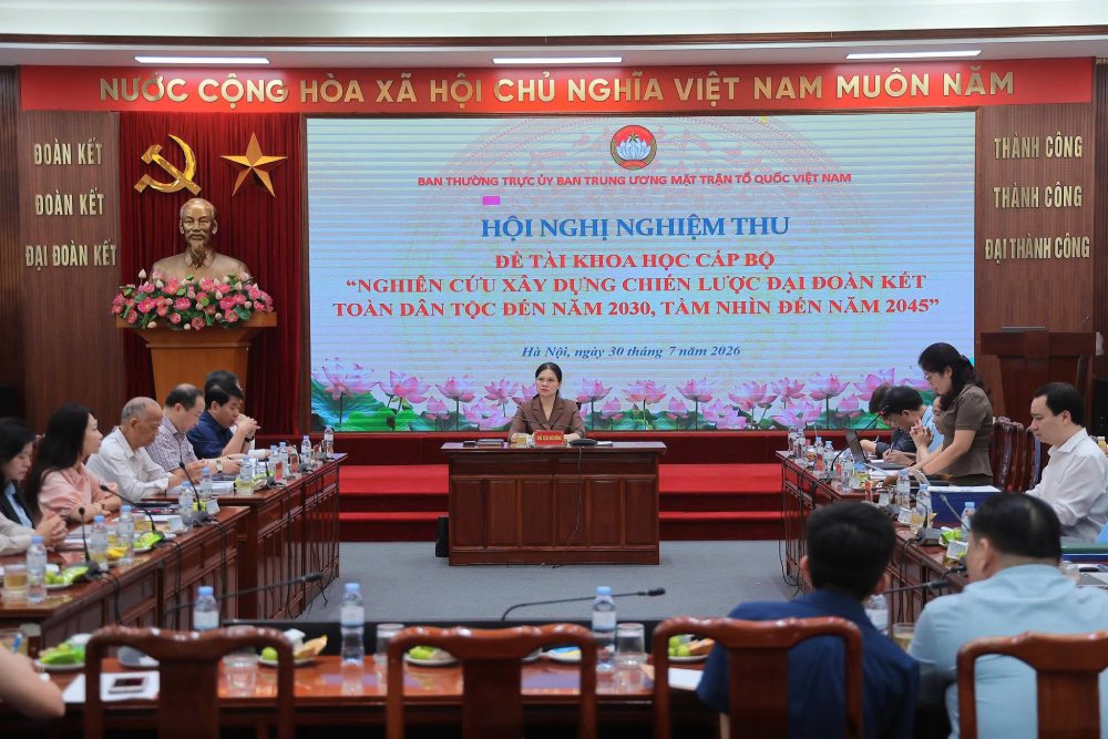 Acceptance of a scientific topic on the strategy of great national unity