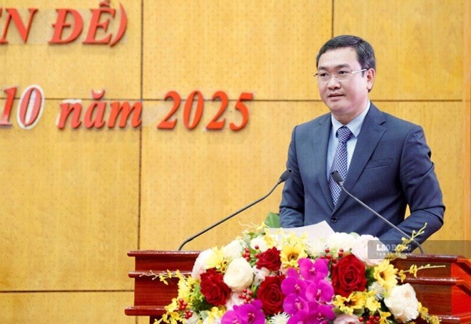 Lang Son assigns tasks to the Chairman and 3 Vice Chairmen of the Provincial People's Committee