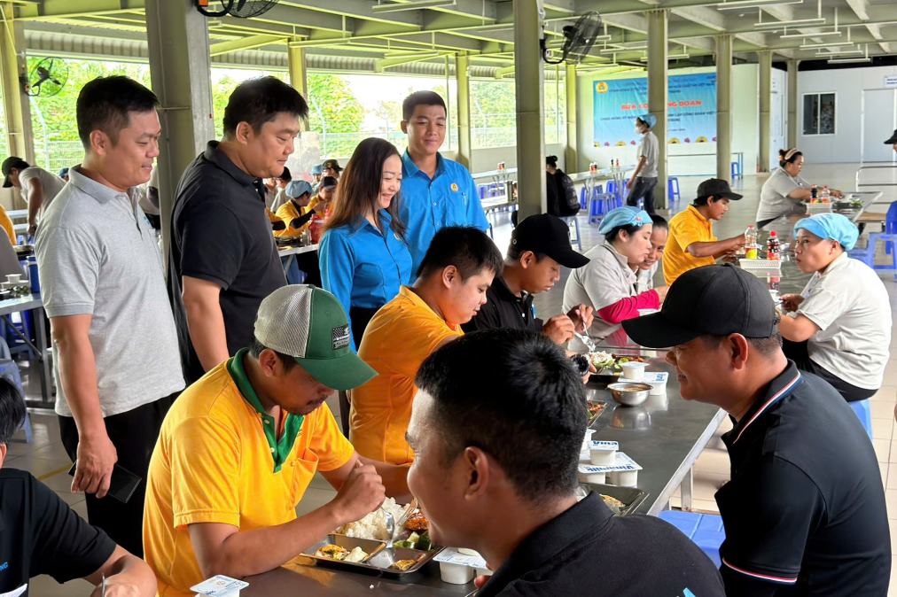 More than 1,200 workers are cared for through "Trade Union Meals
