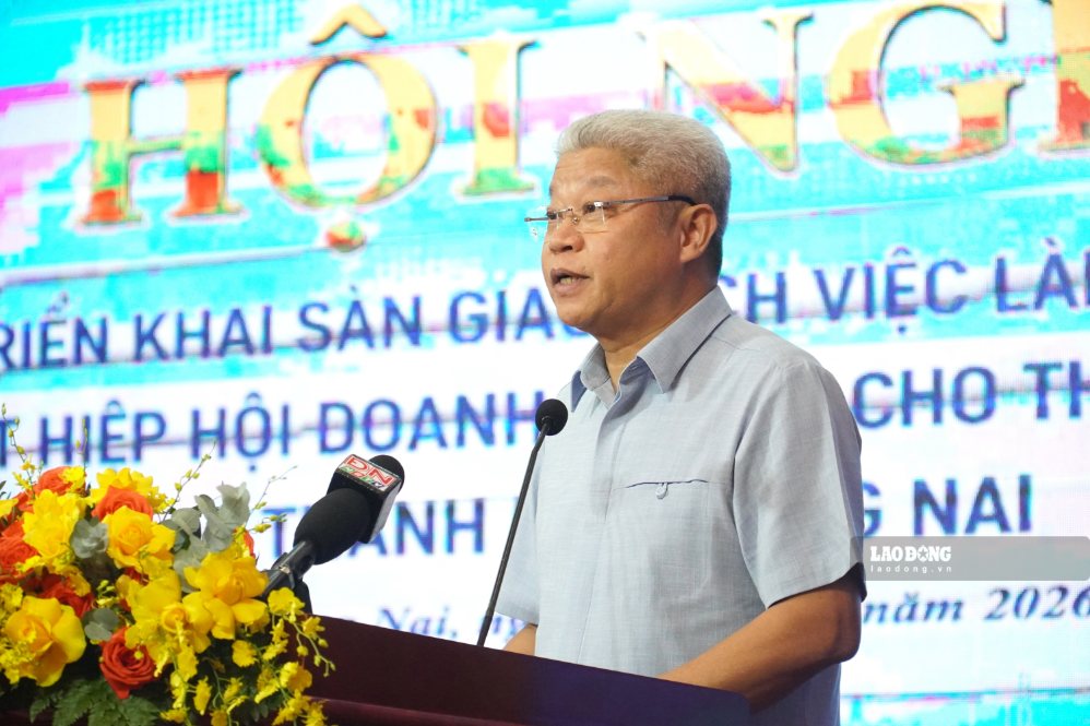 Thứ trưởng Bộ Nội vụ Nguyễn Mạnh Khương phát biểu tại hội nghị. Ảnh: HAC