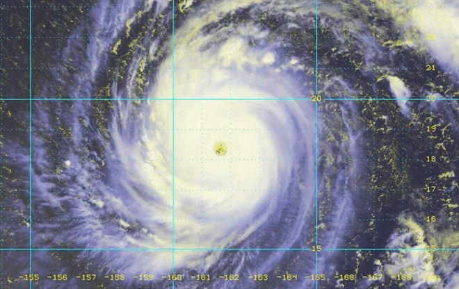 Super typhoon Dolphin fiercely gusting above level 17, will strengthen and change direction