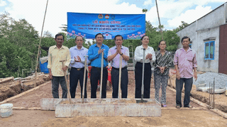 Vinh Long Trade Union mobilizes to build shelter for workers in difficult circumstances