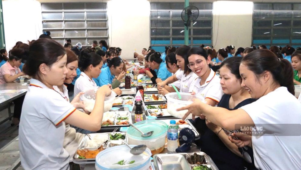 Trade Union meal connects 760 union members and workers at ASG Vina Co., Ltd