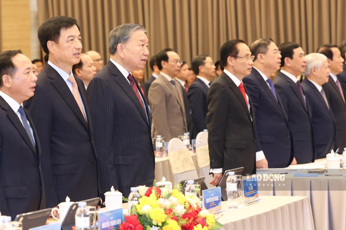 Các đại biểu trong phiên khai mạc toàn thể của hội nghị. Ảnh: Hải Nguyễn
