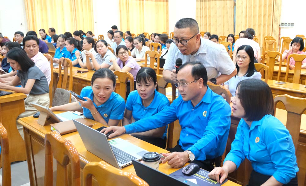 Công đoàn Đà Nẵng tập huấn ứng dụng công nghệ thông tin và trí tuệ nhân tạo