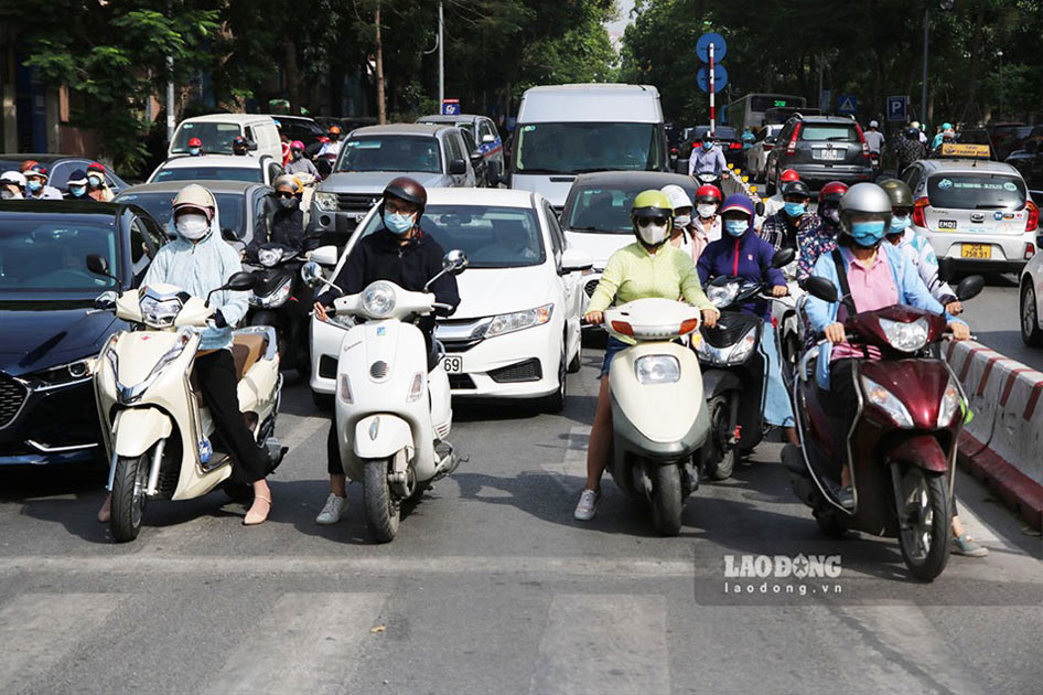 Thời tiết hôm nay 10.8: Miền Bắc nắng nóng gay gắt có nơi trên 37 độ C