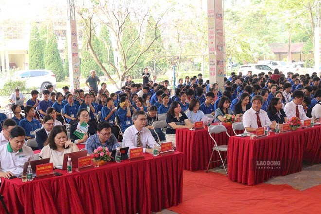Từ năm học tới, học sinh Lạng Sơn sẽ được miễn học phí. Ảnh: Khánh Linh