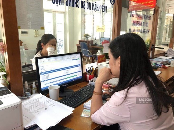 Bộ Nội vụ hướng dẫn việc bình xét danh hiệu “Lao động tiên tiến”, “Chiến sĩ tiên tiến” trong một số trường hợp cụ thể. Ảnh: Lương Hạnh