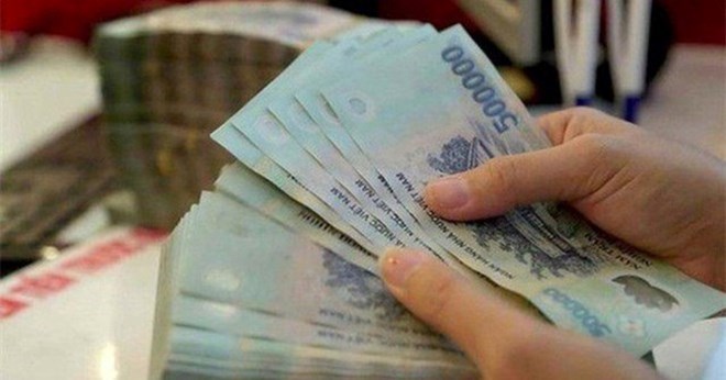 Bộ Nội vụ giải đáp quy định hoàn trả tiền tinh giản biên chế khi làm trưởng thôn