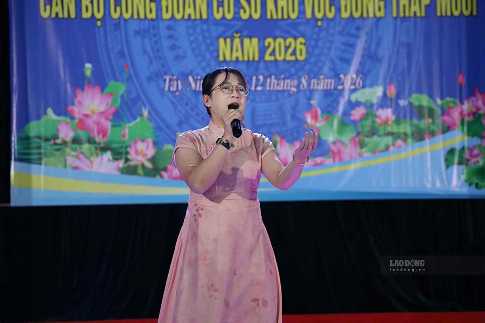 Cán bộ công đoàn khu vực Đồng Tháp Mười gặp mặt, tăng cường gắn kết