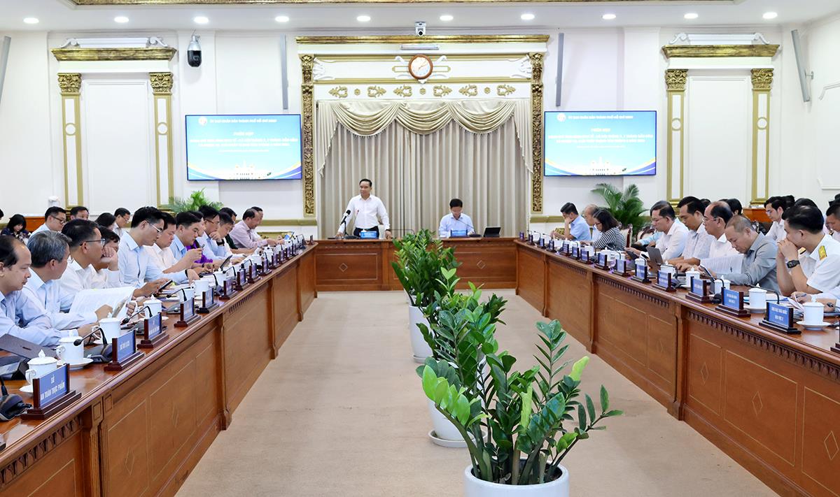 Chủ tịch UBND TPHCM Nguyễn Văn Được chủ trì hội nghị. Ảnh: Cổng thông tin điện tử TPHCM 