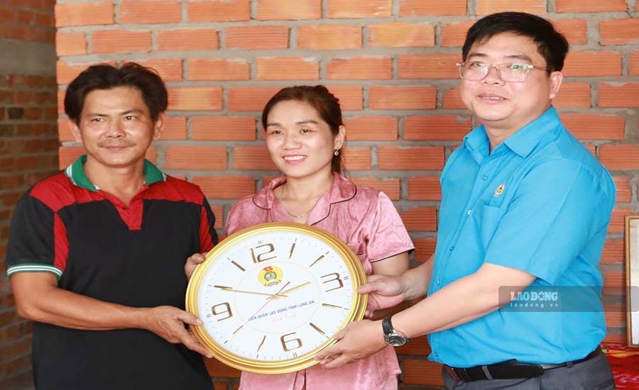 Căn nhà mới từ chương trình “Mái ấm Công đoàn” giúp gia đình chị Nguyễn Thị Kim Chi ổn định cuộc sống. Ảnh: Thanh Vũ