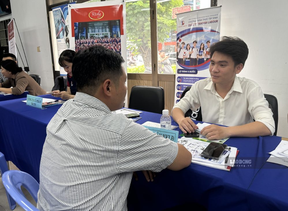 Cảnh giác bẫy lừa đảo khi tìm cơ hội làm việc ở nước ngoài