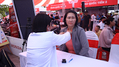Khám sức khỏe, chụp X-quang miễn phí cho hàng nghìn người lao động Đà Nẵng