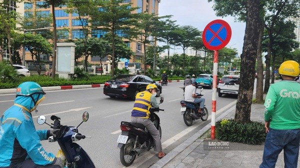 Hà Nội yêu cầu Be, Grab, Xanh SM báo cáo về số lượng đội xe