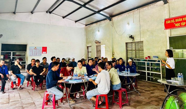 Công đoàn xã Đại Lộc, Đà Nẵng tổ chức tập huấn Luật An toàn, vệ sinh lao động cho đoàn viên, người lao động. Ảnh: Công đoàn Đại Lộc
