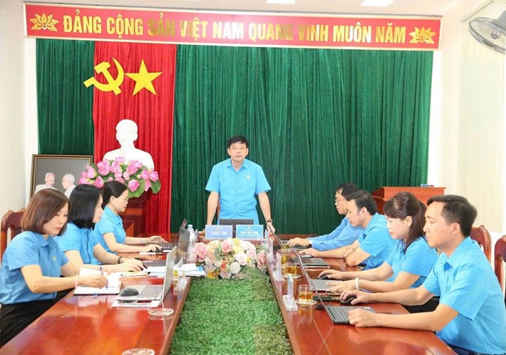LĐLĐ tỉnh Nghệ An bàn giải pháp đổi mới hoạt động Công đoàn. Ảnh: Công đoàn Nghệ An
