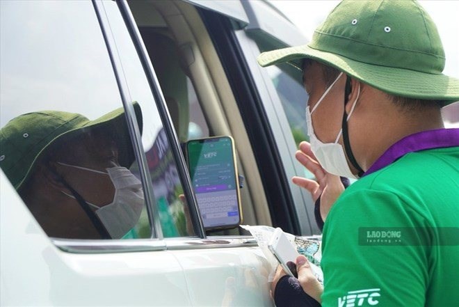 Chủ phương tiện có thể chuyển sang cách thanh toán khác nếu không dùng ví VETC, ePass. Ảnh minh họa: Chân Phúc