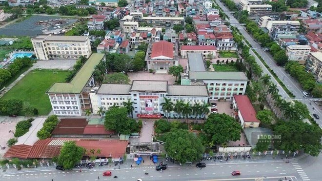 Phu Tho implements scoring to select management officials when arranging schools