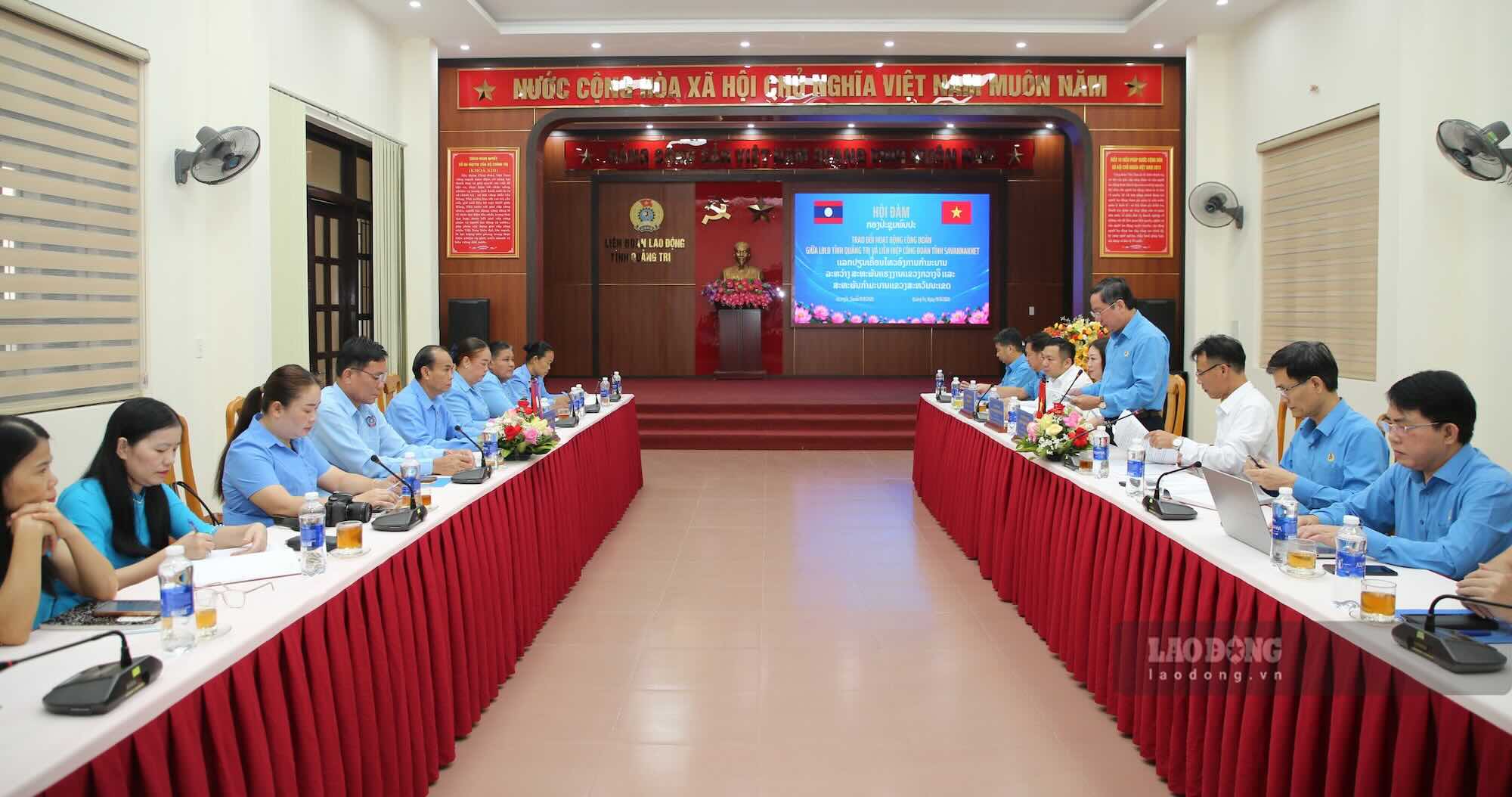 Quảng Trị - Savannakhet bàn hợp tác công đoàn, chăm lo người lao động