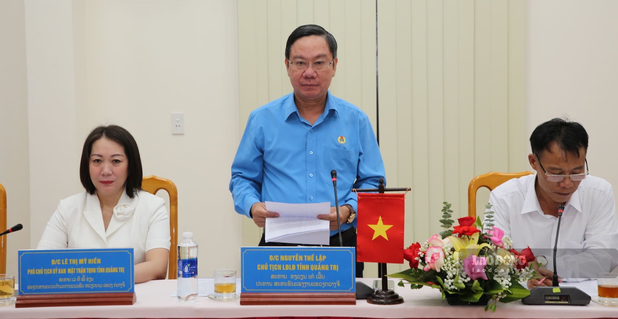 Ông Nguyễn Thế Lập - Chủ tịch LĐLĐ tỉnh Quảng Trị phát biểu tại hội đàm. Ảnh: Công Sáng