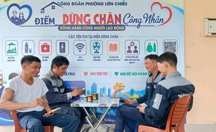 “Điểm dừng chân công nhân – Đồng hành cùng người lao động” là mô hình mới, do Công đoàn phường Liên Chiểu, thành phố Đà Nẵng thí điểm triển khai. Ảnh: Công đoàn Liên Chiểu
