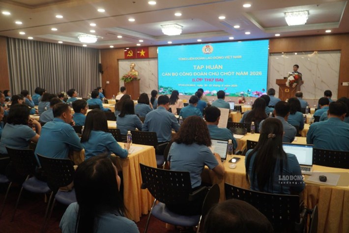 Lớp tập huấn thu hút 77 học viên. Ảnh: Anh Tú
