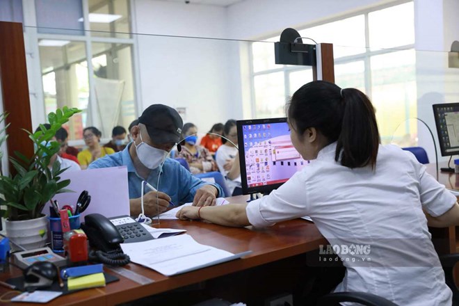 Hướng dẫn thủ tục nhận trợ cấp hằng tháng cho người chưa đủ điều kiện hưởng lương hưu