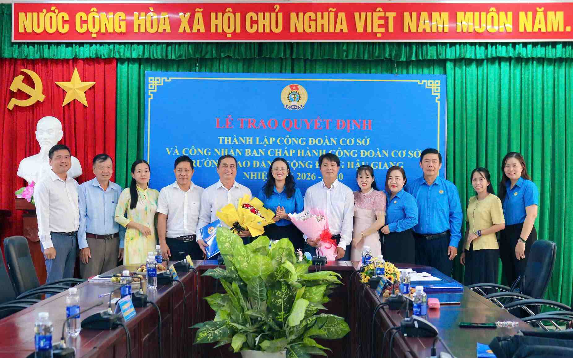 Thành lập Công đoàn cơ sở Trường Cao đẳng Cộng đồng Hậu Giang