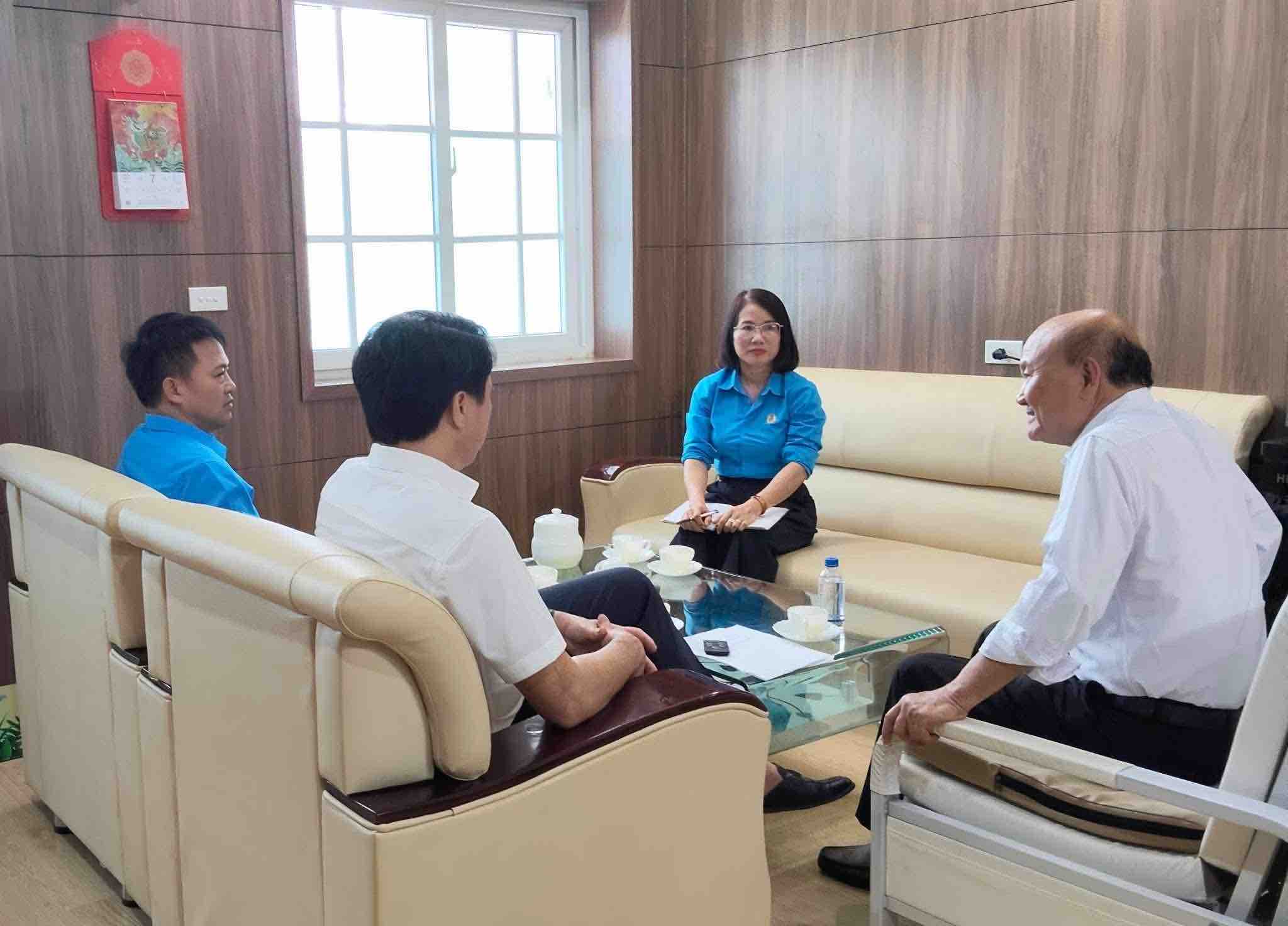 Công đoàn phường Vinh Hưng vận động thành lập Công đoàn cơ sở