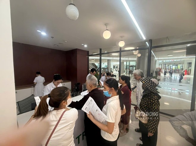 Đang dùng BHYT, người dân chỉ có 15 ngày đầu mỗi quý để đổi nơi khám ban đầu