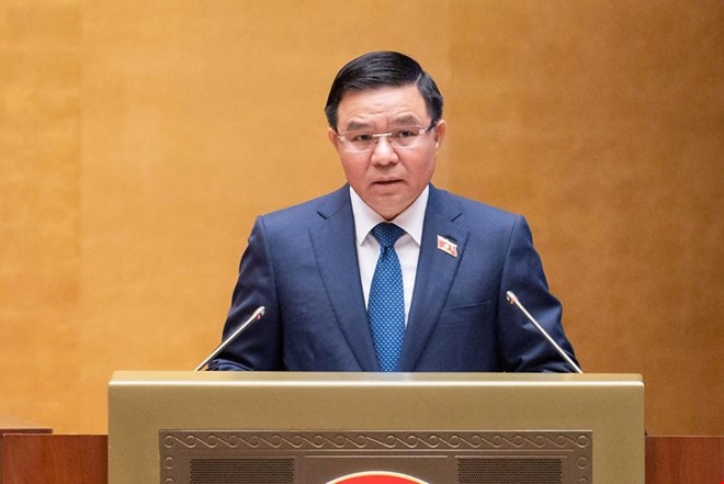 Promoting decentralization and delegation of power in oil and gas activities