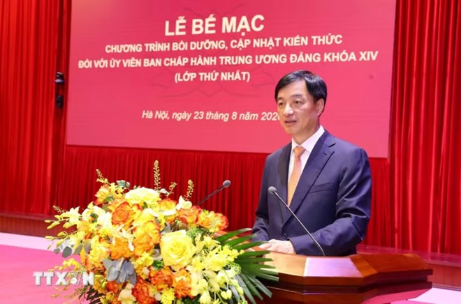 63 Ủy viên Trung ương Đảng hoàn thành chương trình bồi dưỡng, cập nhật kiến thức