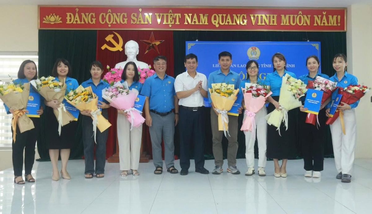 Thành lập thêm 9 Công đoàn cơ sở tại các khu công nghiệp ở Ninh Bình
