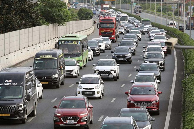 Từ 27.8, CSGT xử phạt lỗi không giữ khoảng cách an toàn trên cao tốc Pháp Vân - Nghi Sơn