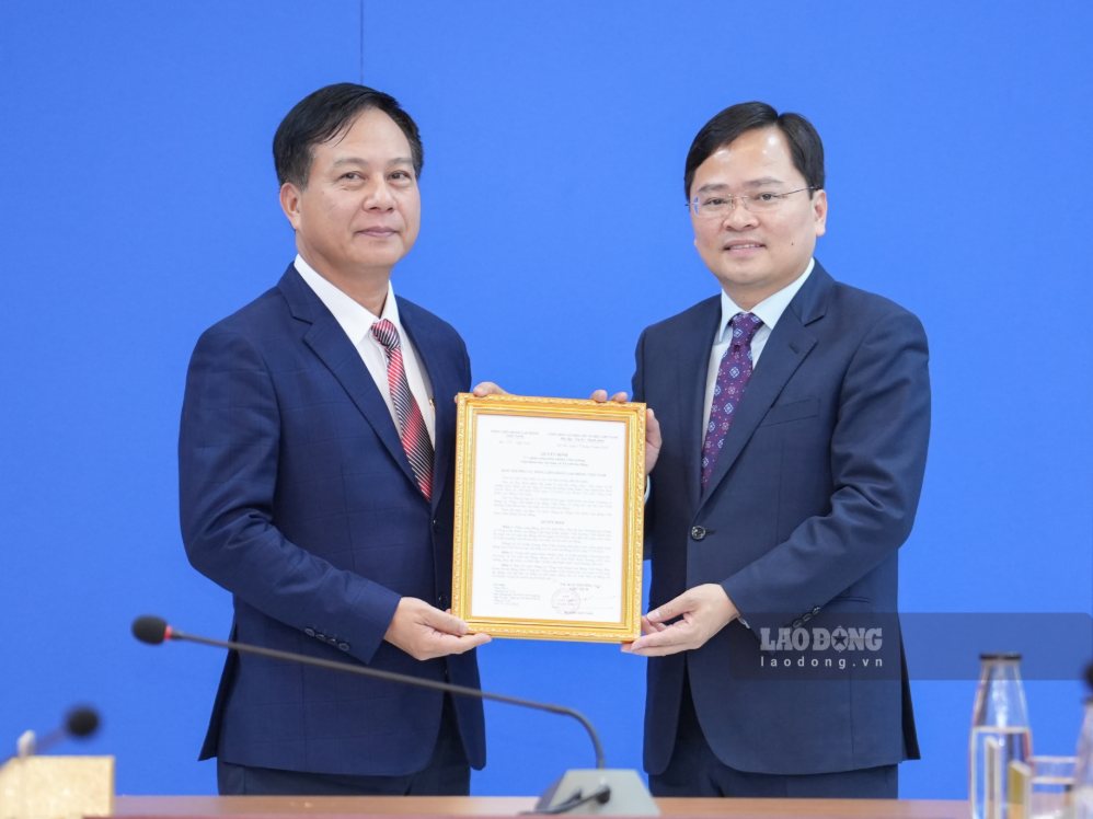Mr. Vu Anh Duc is the Director of the Institute of Occupational Safety and Health Science