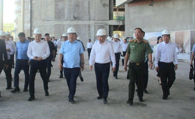 Phó Thủ tướng Thường trực Phạm Gia Túc kiểm tra tiến độ công trình phục vụ APEC 2027