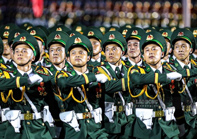 Người hưởng lương trong Quân đội, Công an có thể được tiếp nhận làm công chức