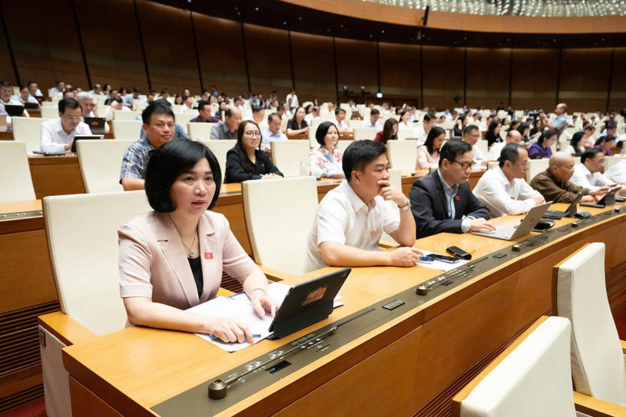Toàn cảnh phiên họp. Ảnh: Media.quochoi.vn