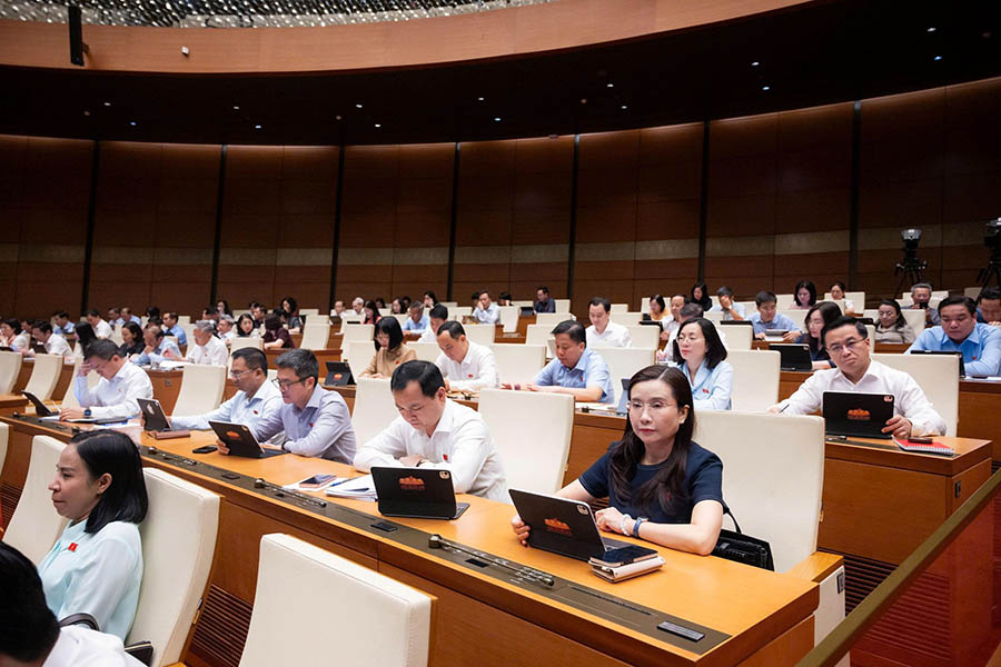 Toàn cảnh phiên họp. Ảnh: Media.quochoi.vn