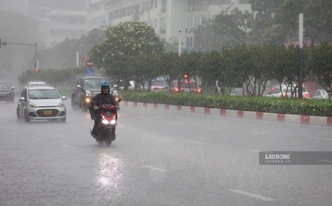 Northern Vietnam has rain in the afternoon and tonight August 5. Photo: Duong Anh
