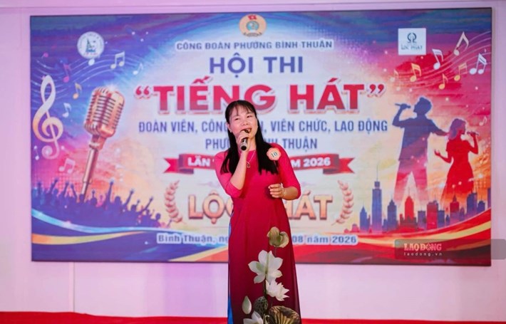 Đoàn viên thể hiện các ca khúc trong phần thi. Ảnh: Duy Tuấn