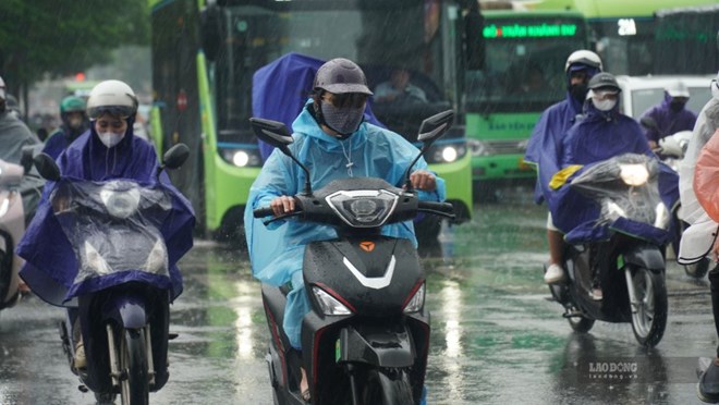 Forecast of cold air developments in the next 2 days and heavy rain areas