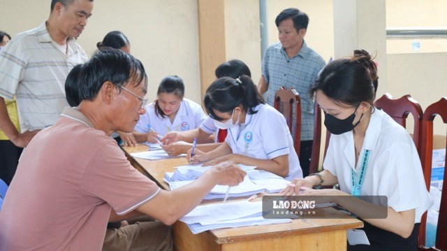 Is it possible to enjoy health insurance if you go for medical examination and only wear your ID card?